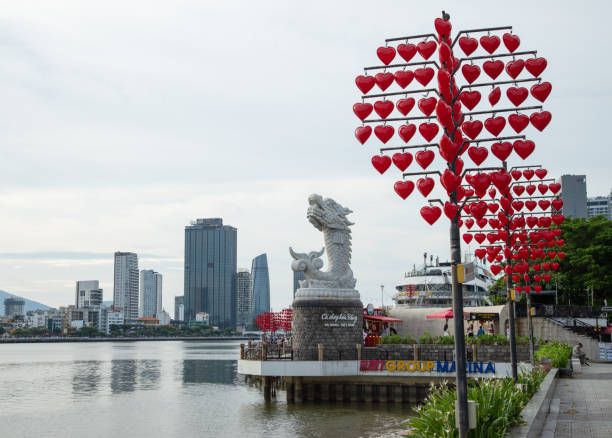 Cầu Tình Yêu - Love Pier, Da Nang