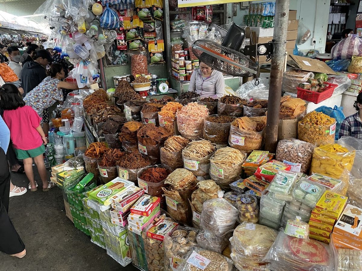 Con Market photo 3