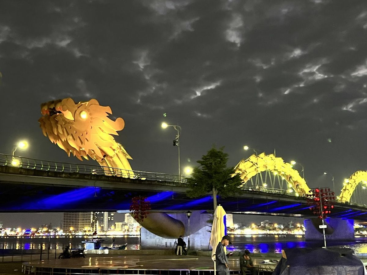 Dragon Bridge photo 4