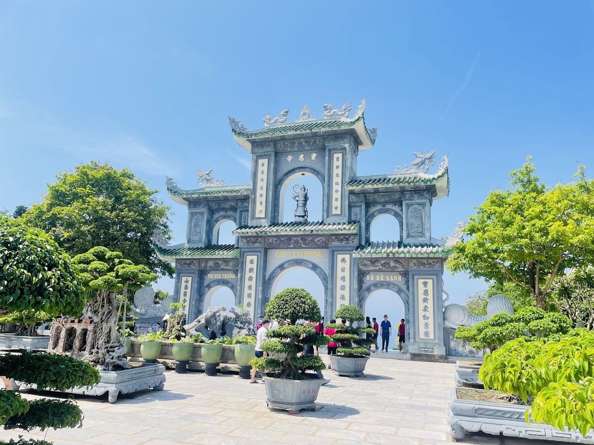 Lady Buddha photo 3