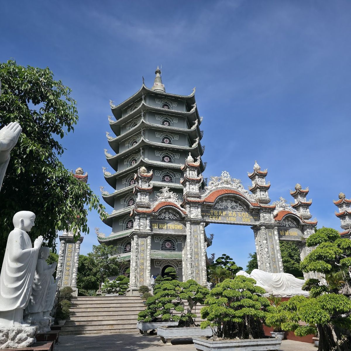 Lady Buddha photo 4
