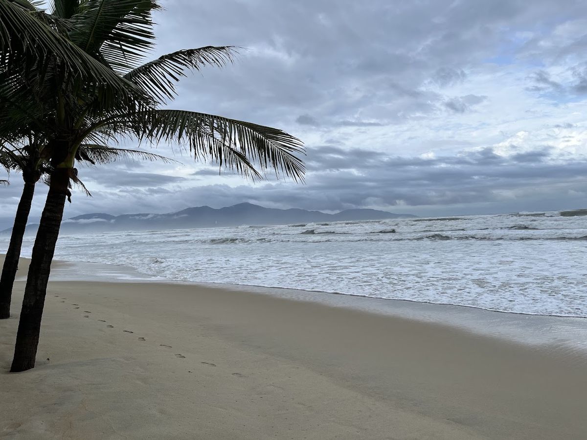 Non Nuoc Beach photo 4