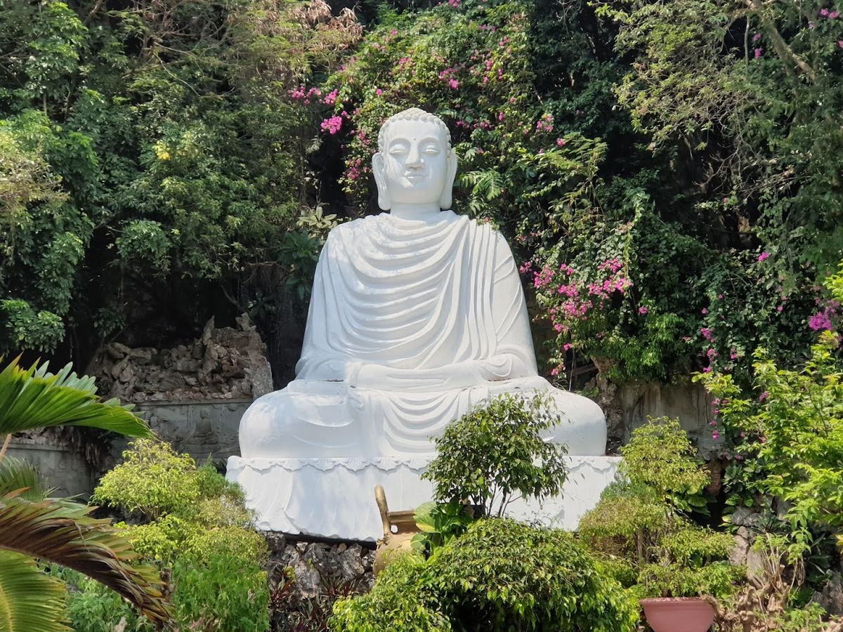 Non Nuoc Pagoda photo 3