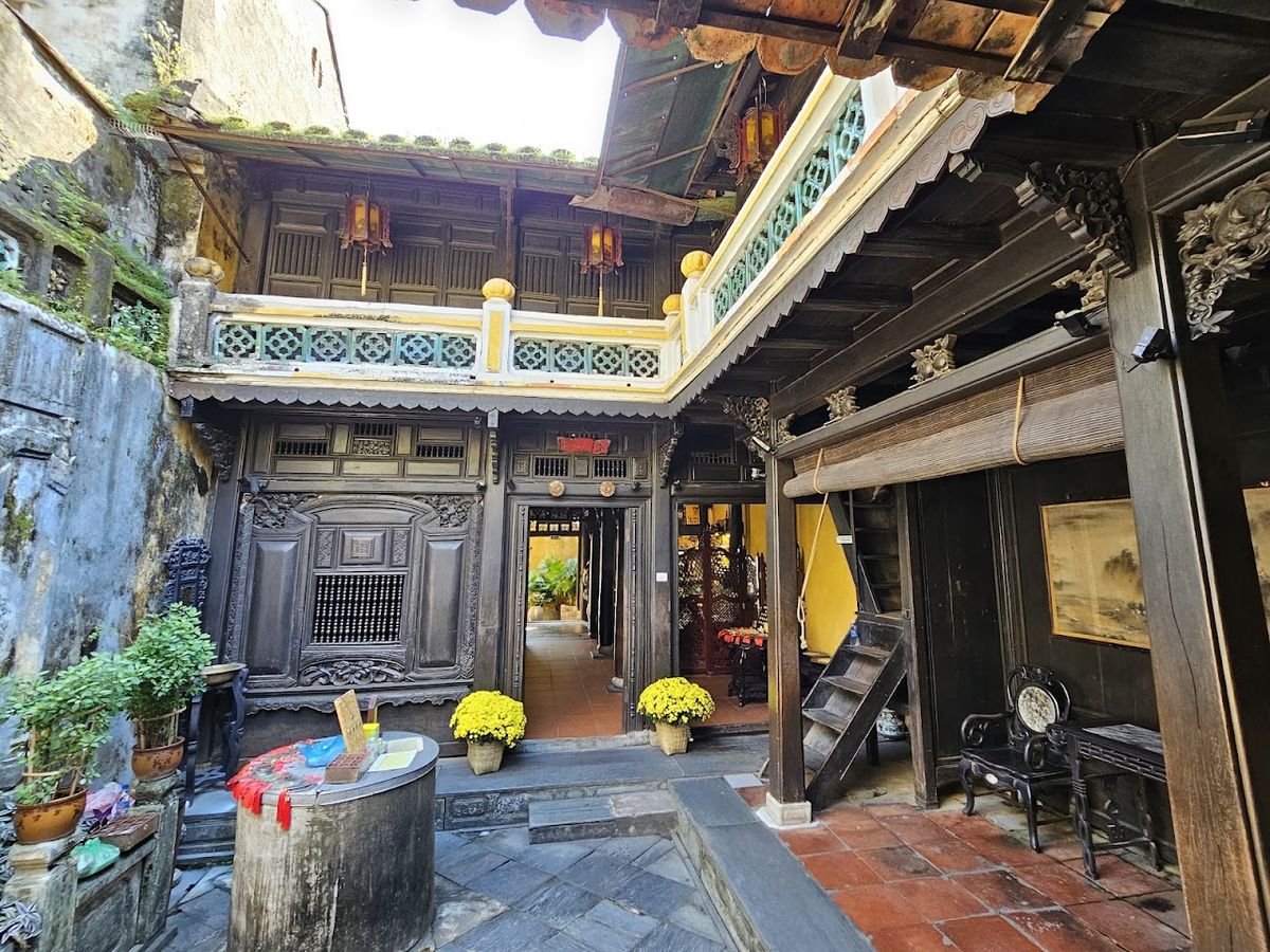 Old House of Tan Ky photo 3