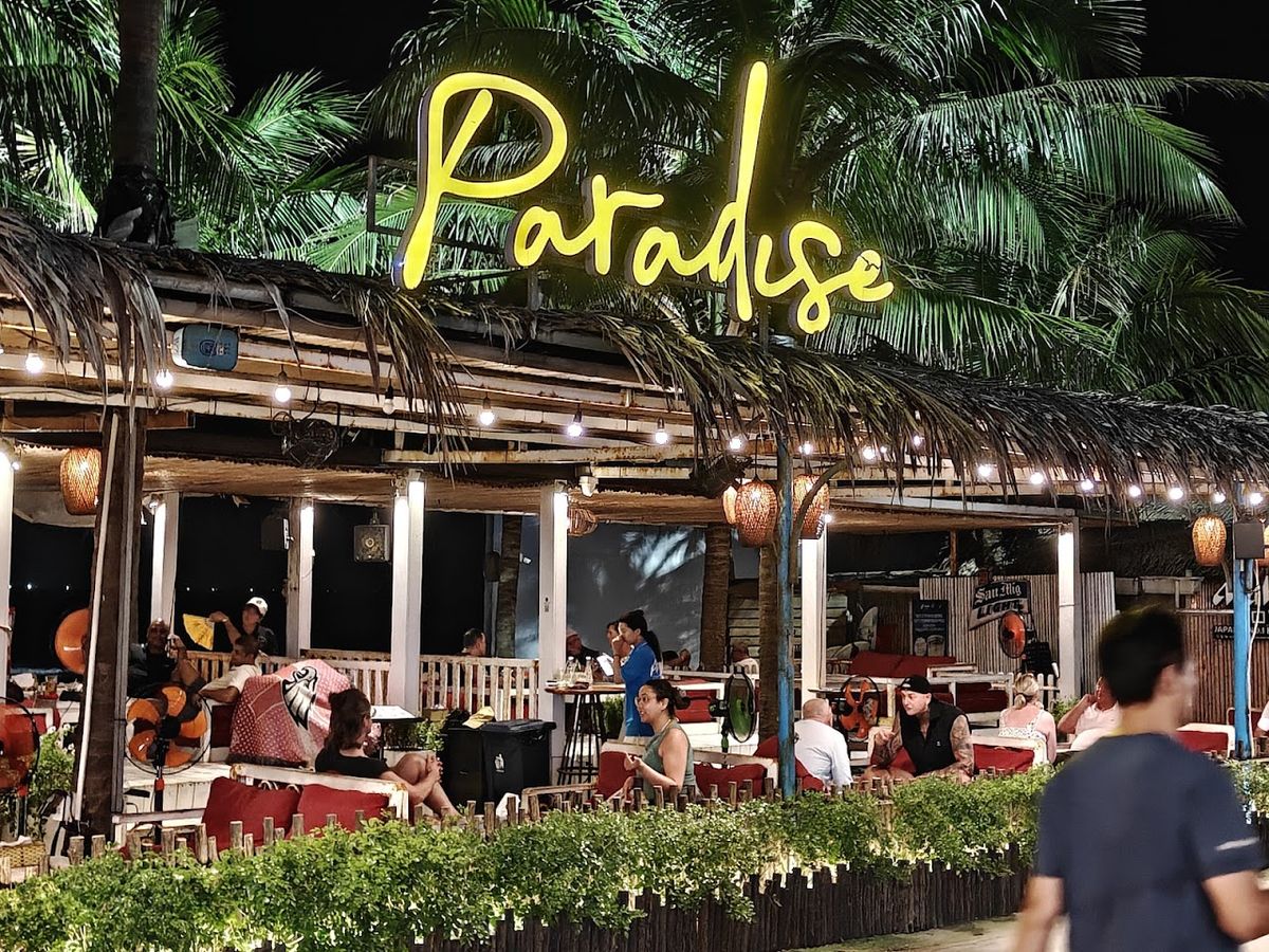 Paradise Beach Bar & Cinema Danang photo 4
