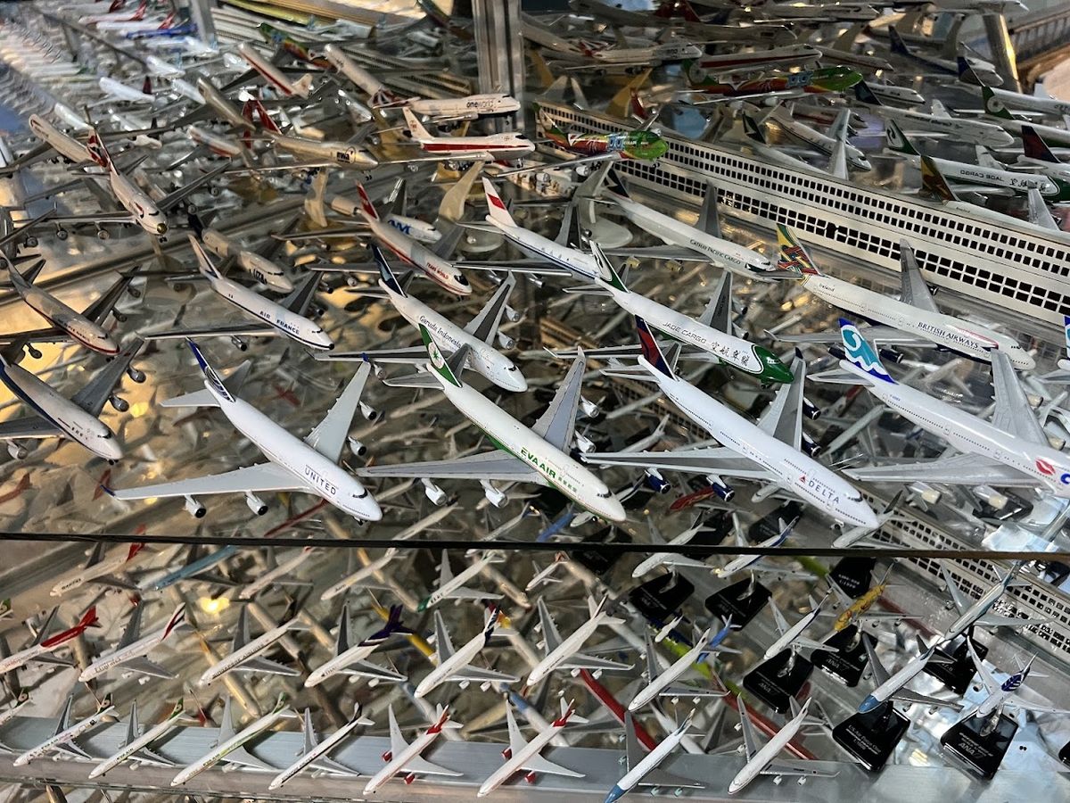 PNT International Airport photo 4