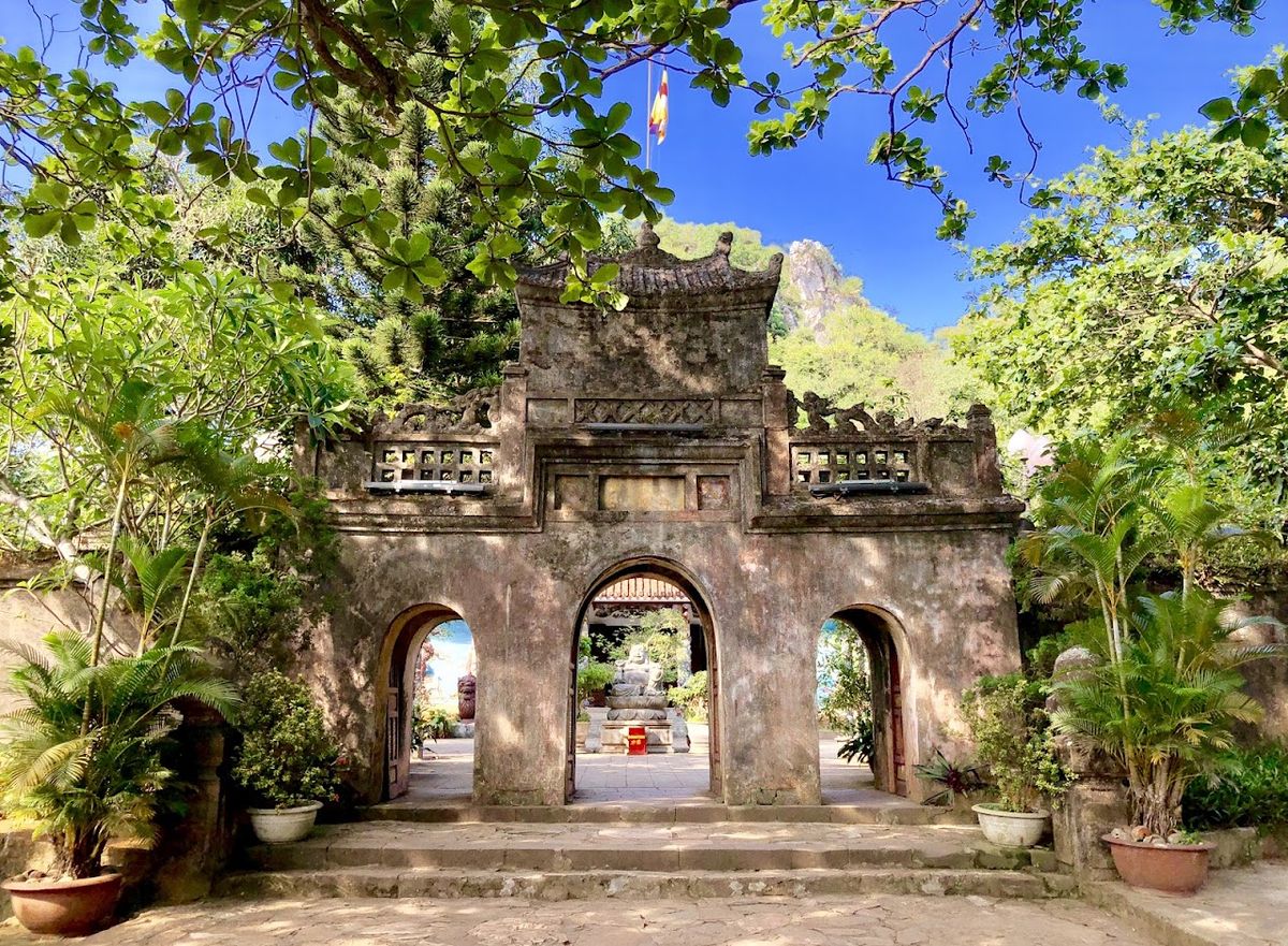 Tam Thai Pagoda photo 2