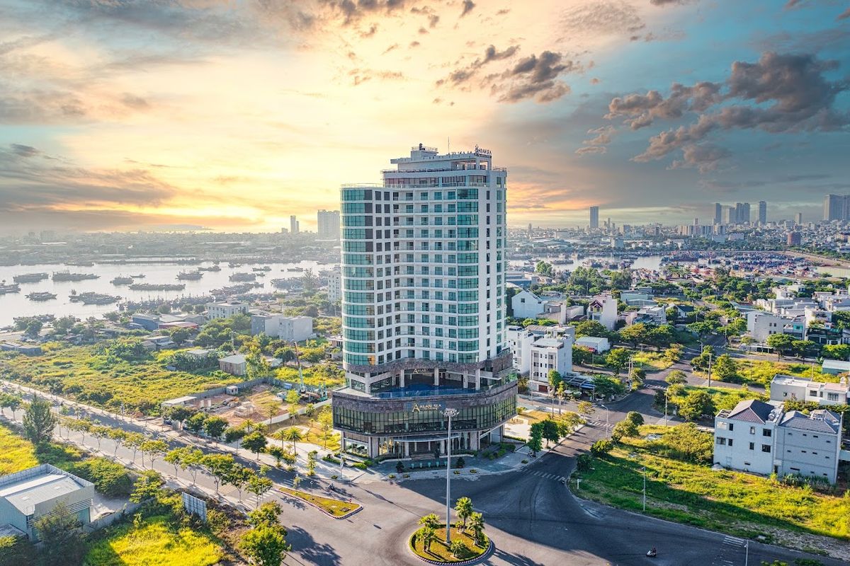 Alansea Hotel exterior in Son Tra