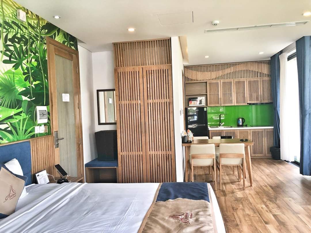 Animor Green Home pool and grounds in My Khe Beach