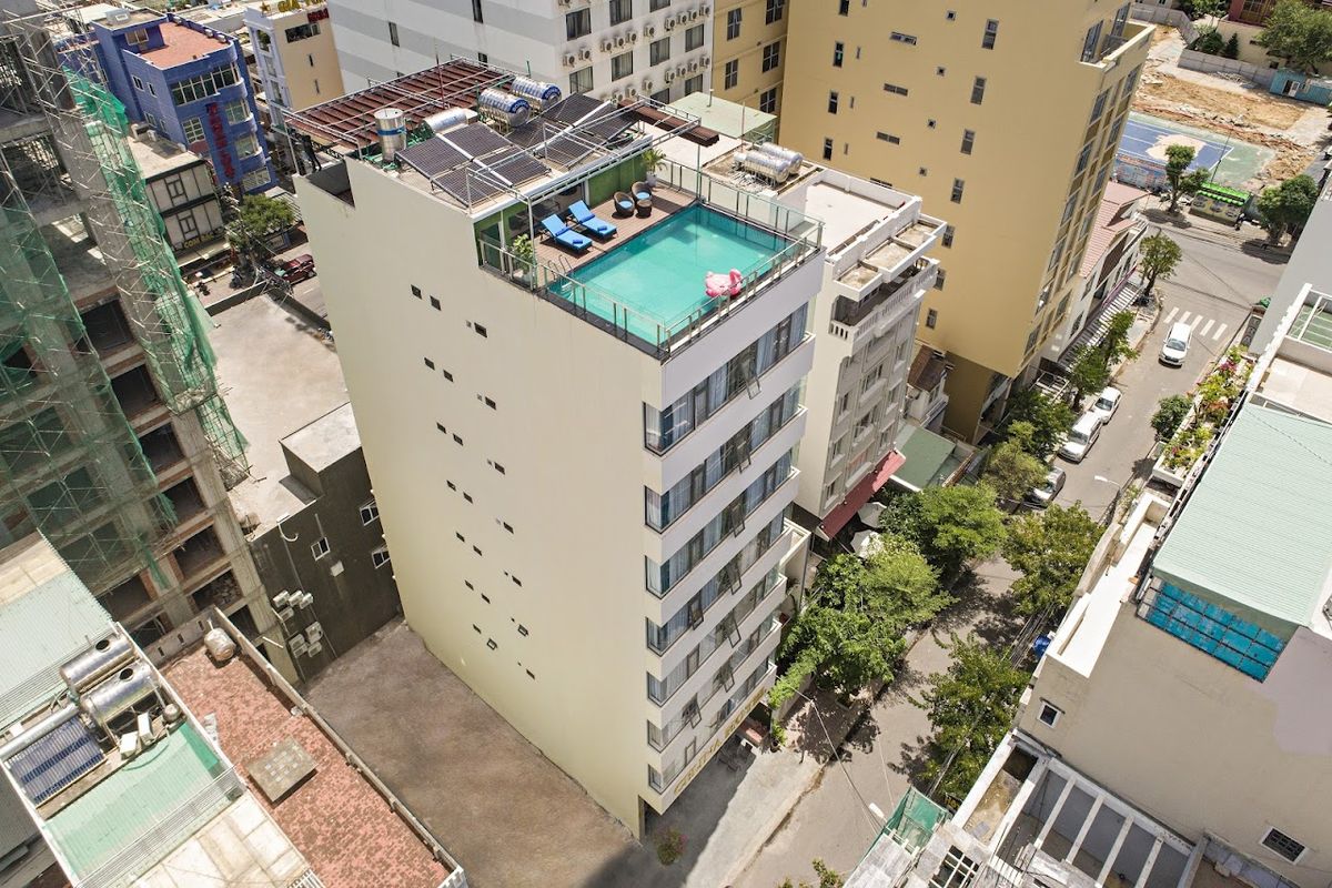 CELINA HOTEL & APARTMENT facilities in My Khe Beach