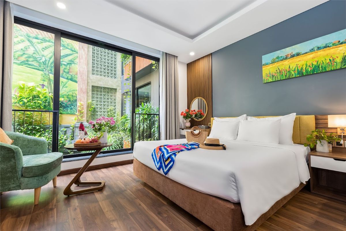 Chi House Danang pool and grounds in My Khe Beach