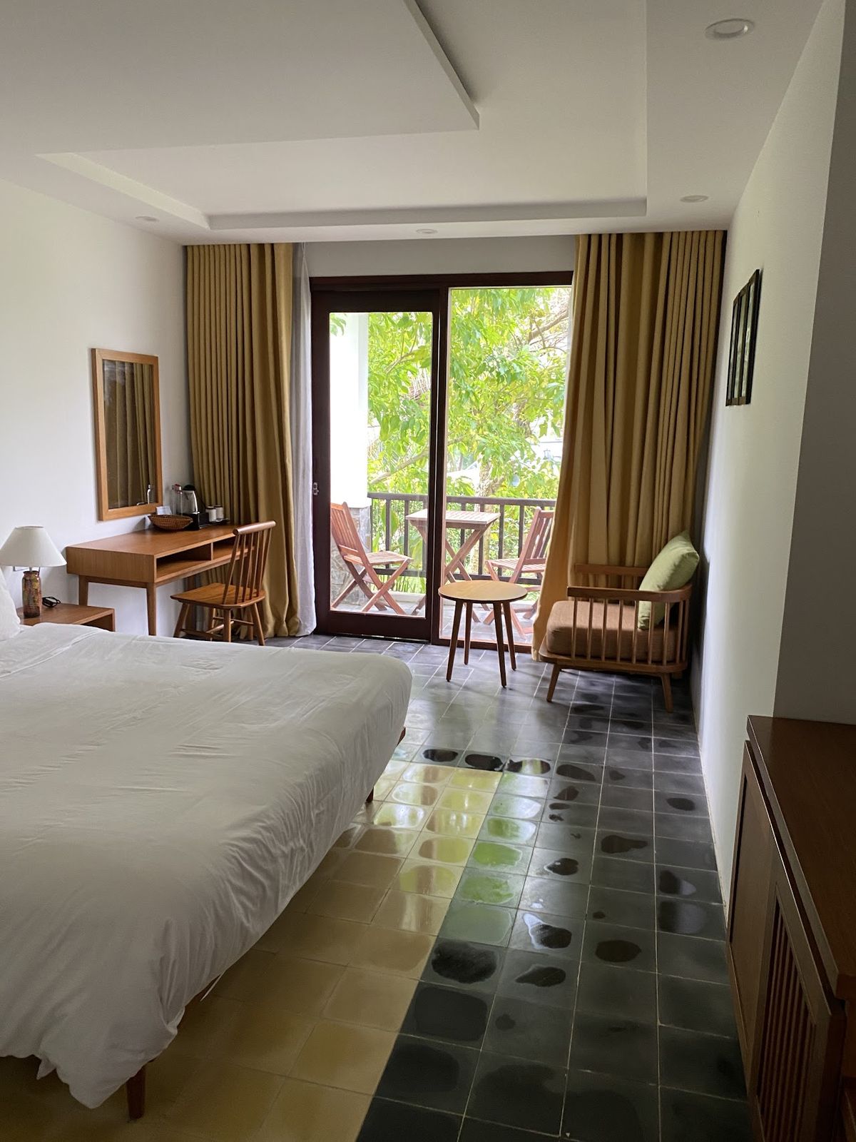 Cocoon Villa pool and grounds in Cua Dai