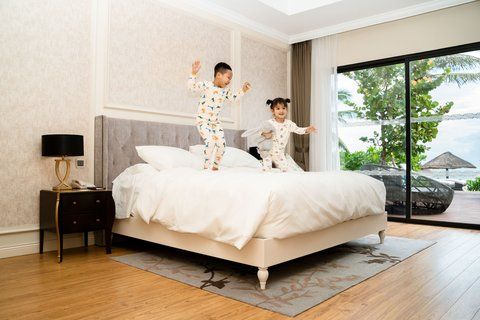 Danang Marriott Resort & Spa, Non Nuoc Beach Villas pool and grounds in Non Nuoc