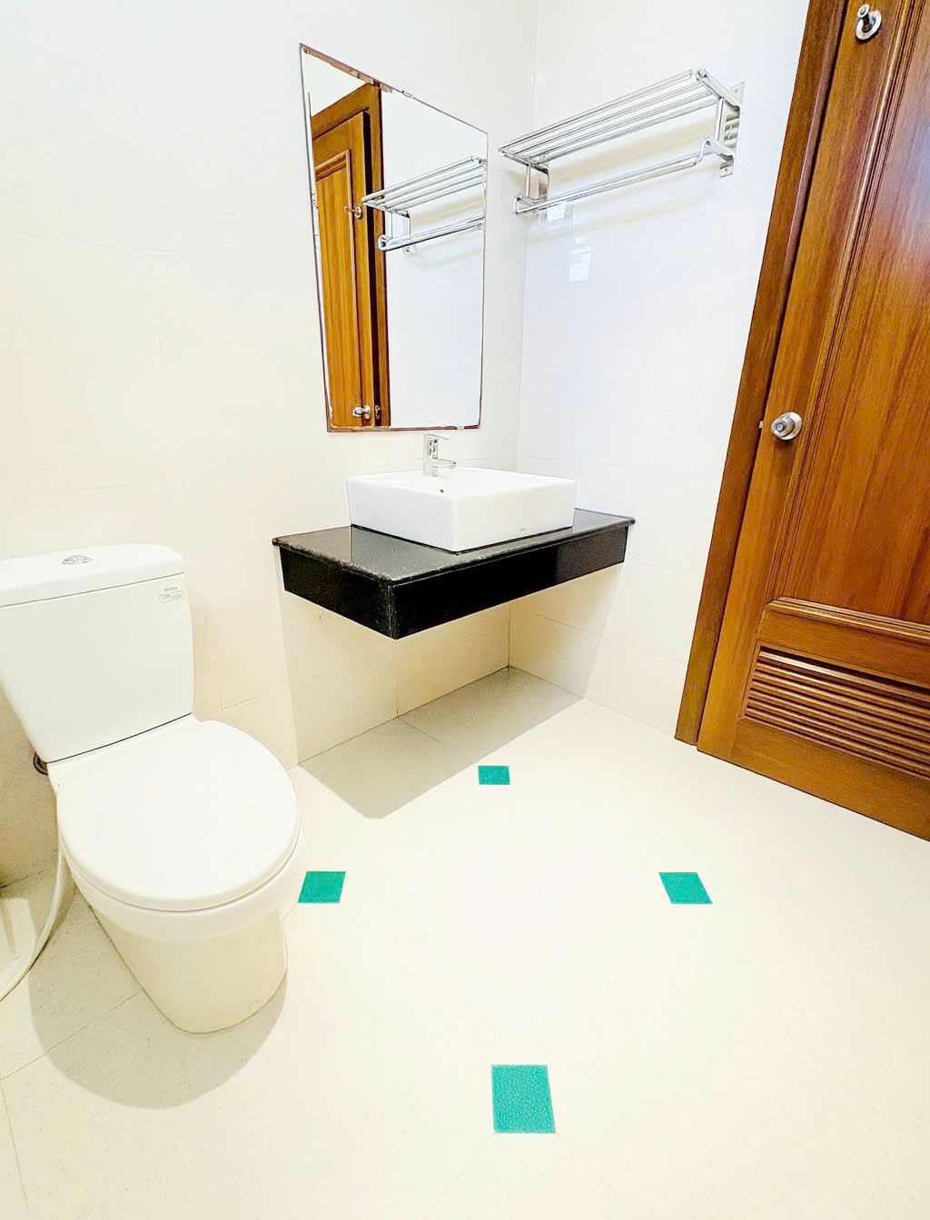 Doha Central Bliss Da Nang Hotel By Haviland room interior in Da Nang City Centre