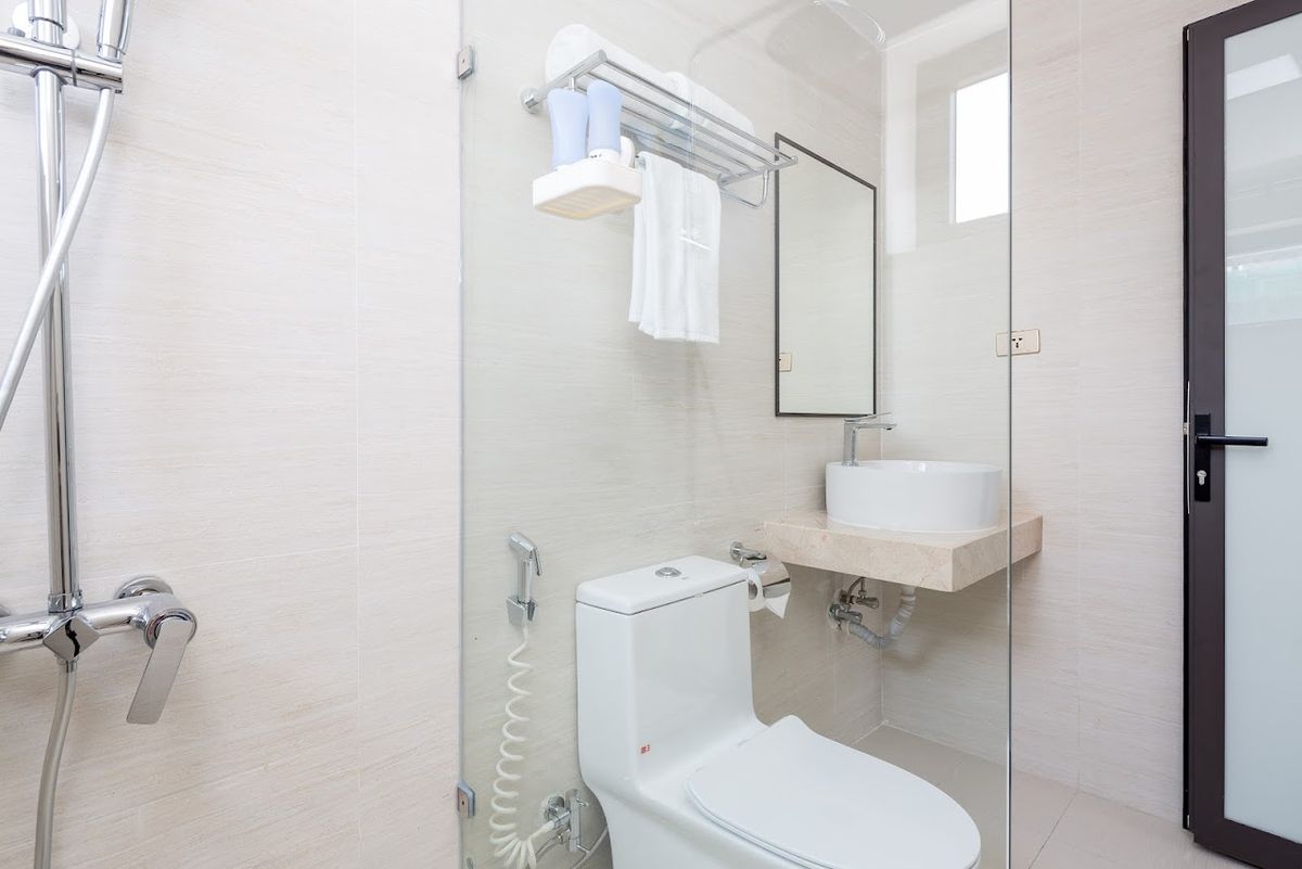 Doji Stars Hotel room interior in An Thuong