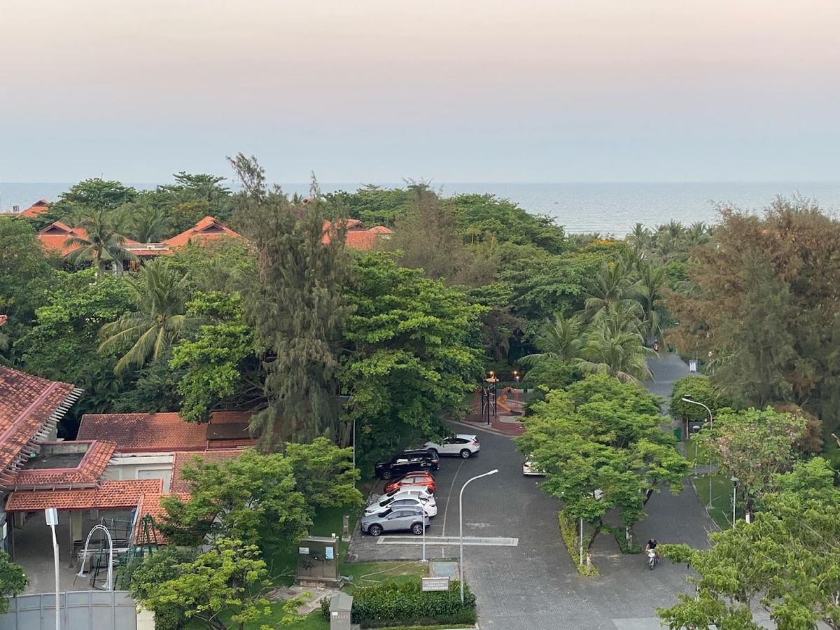 DOMA by HSuites Hotel & Apartment exterior in Non Nuoc