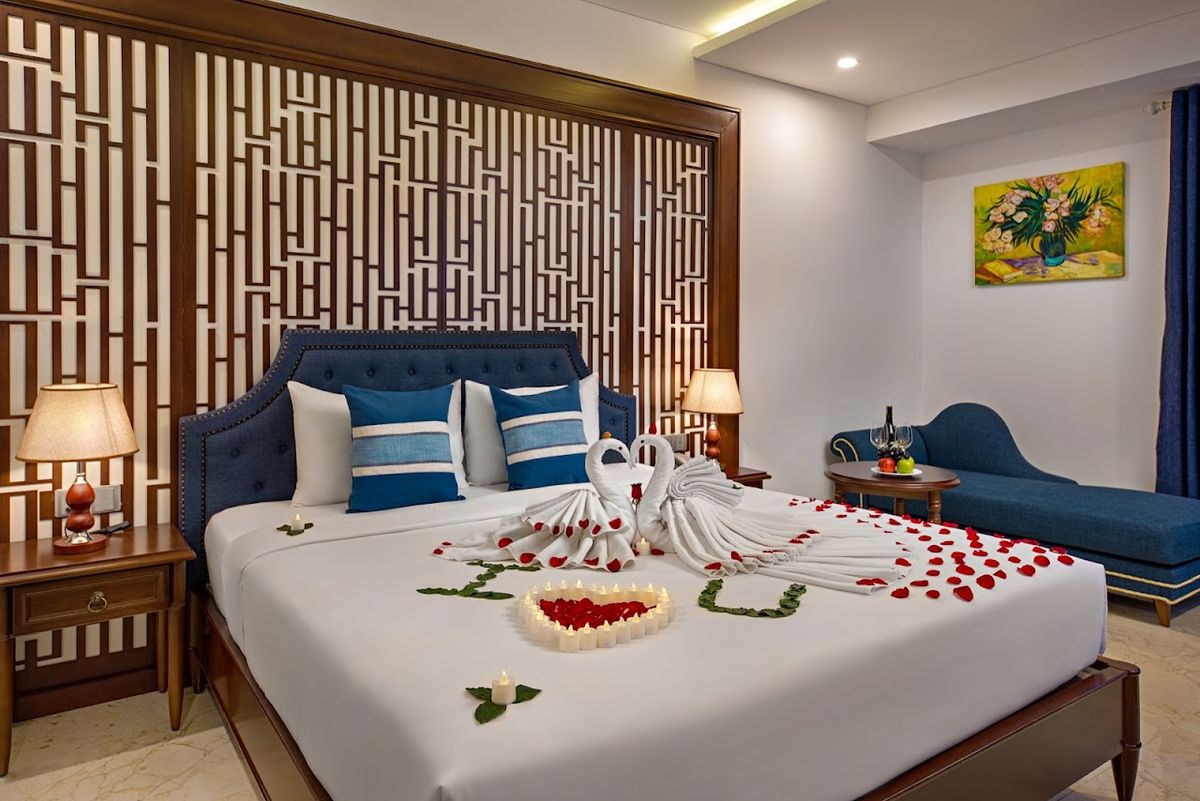Eden Ocean View Đà Nẵng pool and grounds in An Thuong