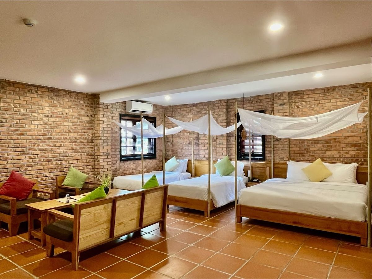 ENSO Retreat Hoi An - Rediscovery & Serenity pool and grounds in Hoi An Old Town