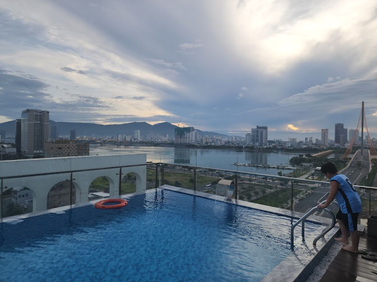 Gold Hotel Da Nang room interior in Da Nang City Centre