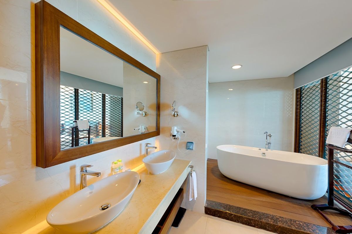 Grand Tourane hotel facilities in My Khe Beach