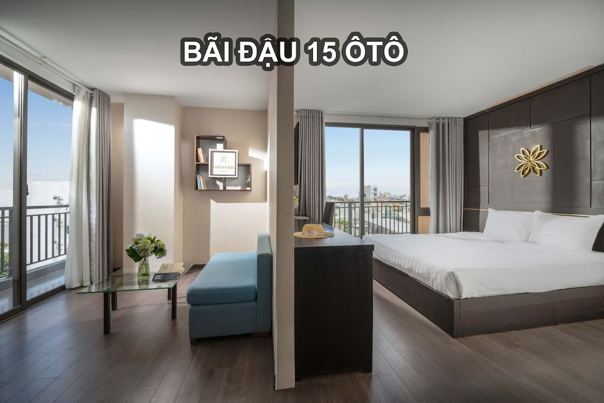 Hanami Hotel Danang exterior in My Khe Beach
