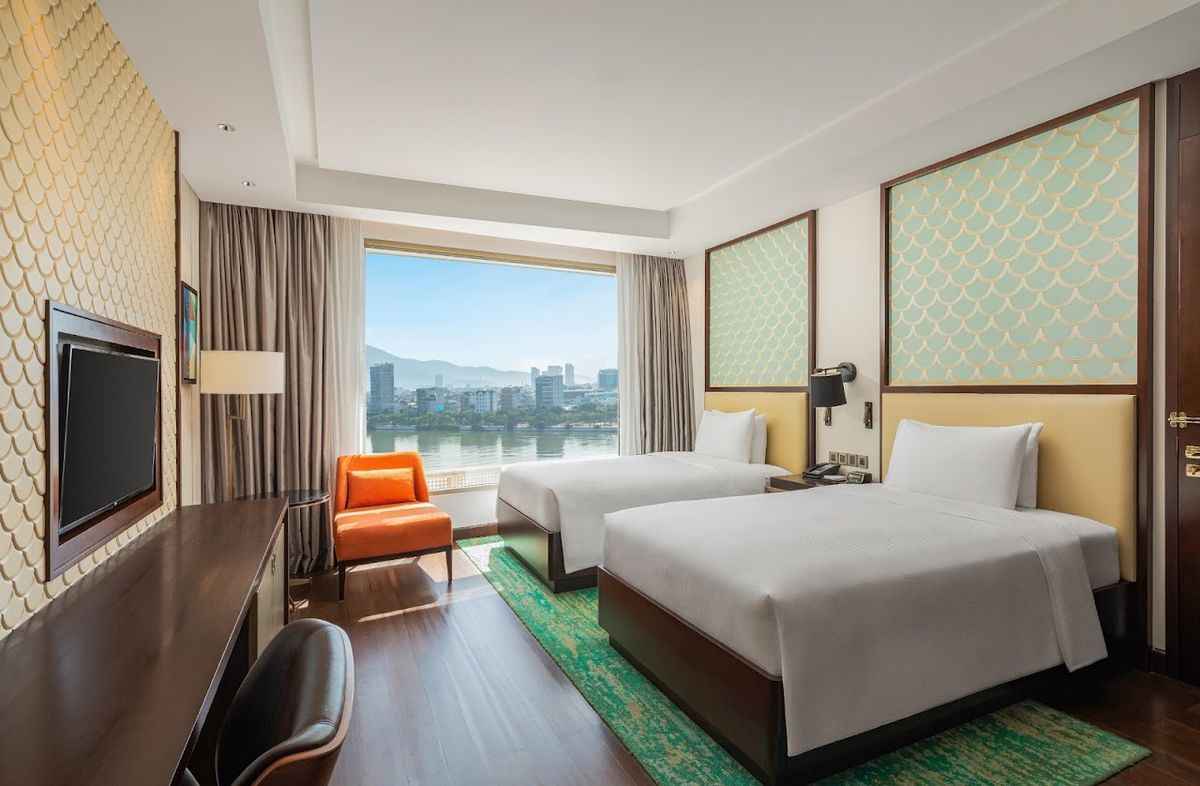 Hilton Da Nang pool and grounds in Da Nang City Centre