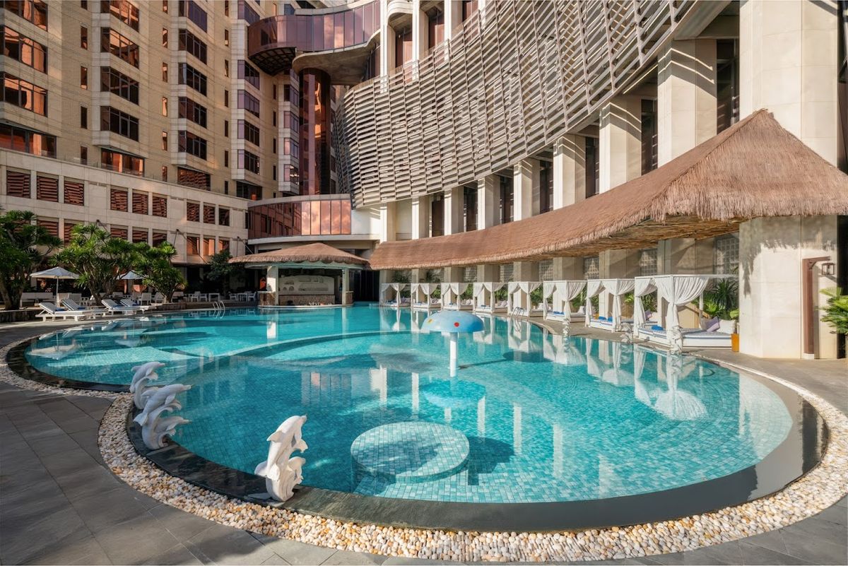 Holiday Beach Hotel Danang exterior in My Khe Beach