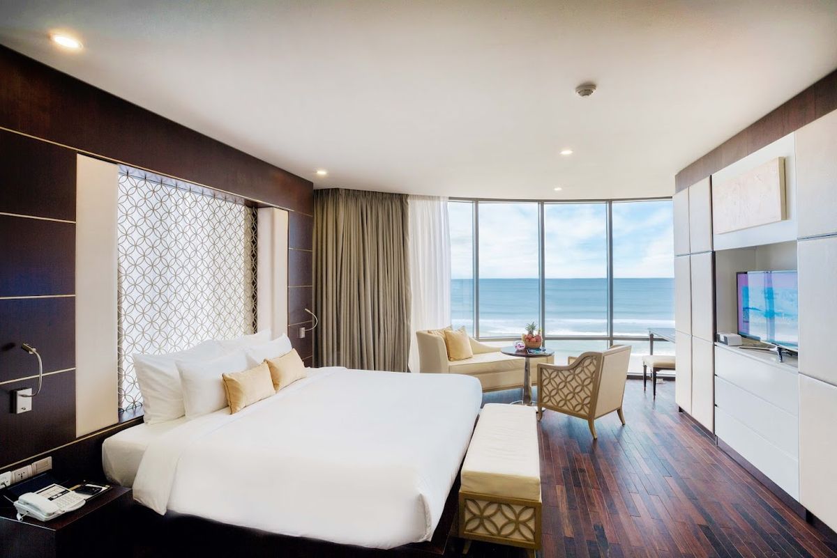 Holiday Beach Hotel Danang pool and grounds in My Khe Beach