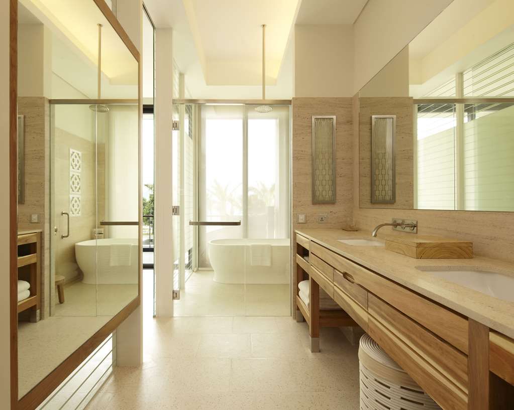 Hyatt Regency Danang Resort and Spa facilities in Non Nuoc