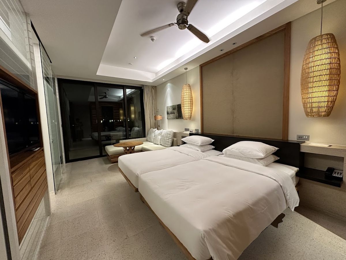 Hyatt Regency Danang Resort and Spa pool and grounds in Non Nuoc
