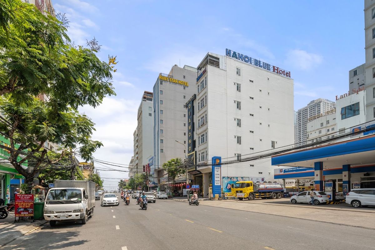 Khách sạn HaNoi Blue facilities in My Khe Beach