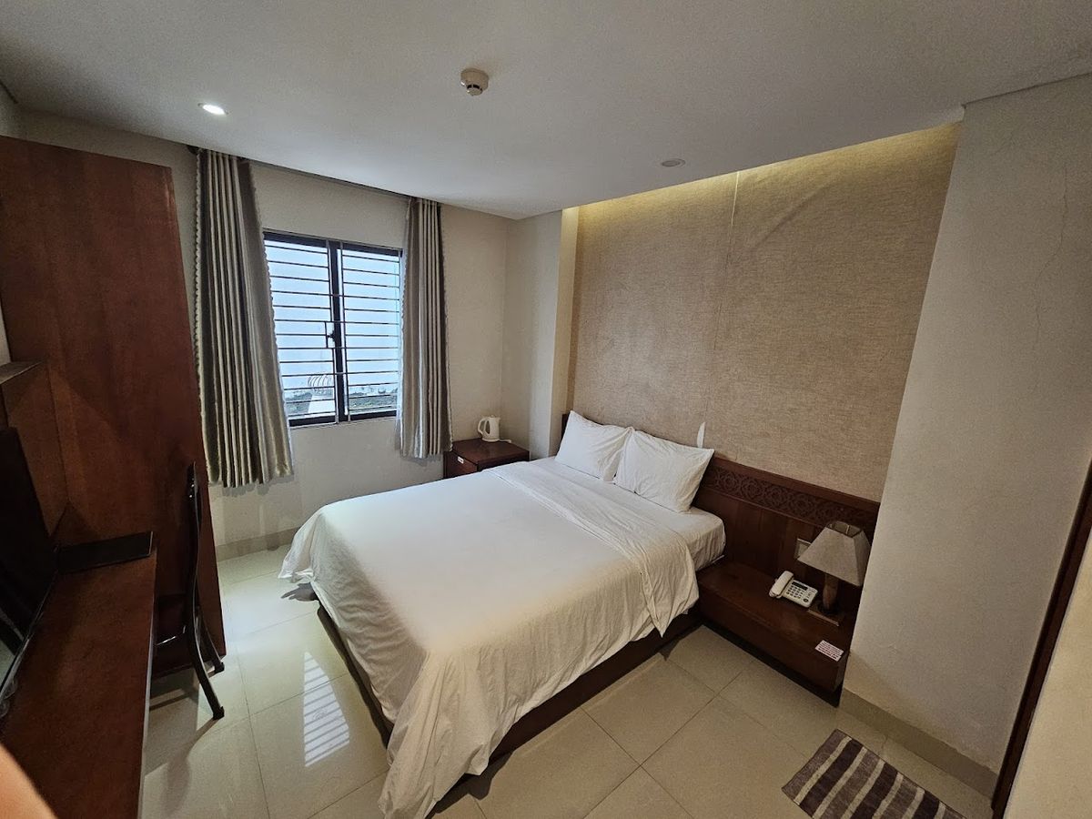 Khách Sạn Liberty room interior in Da Nang City Centre
