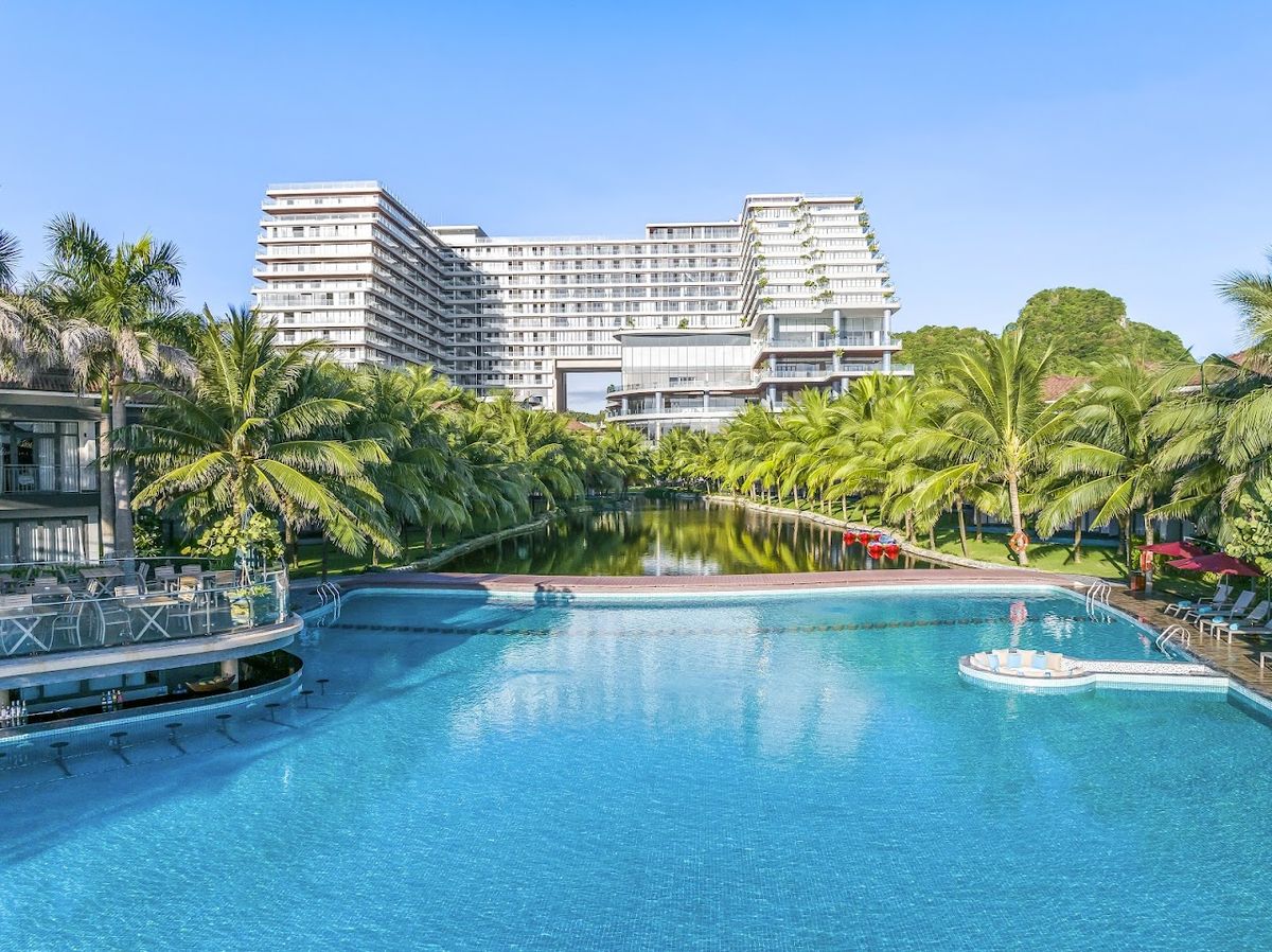 KOI Resort & Residence Da Nang exterior in My Khe Beach