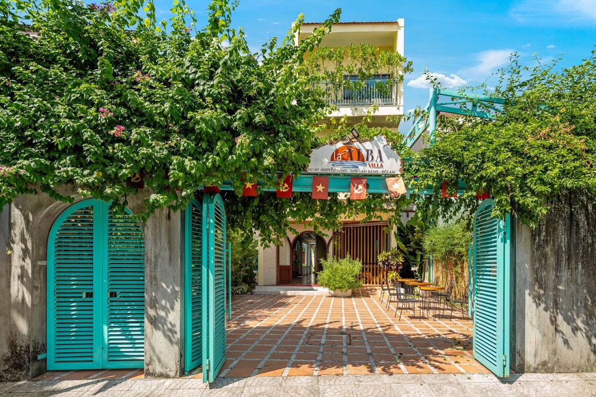 La Alba Villa exterior in An Bang Beach