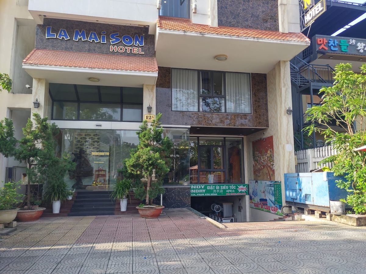 La Maison Da Nang Beach facilities in My Khe Beach