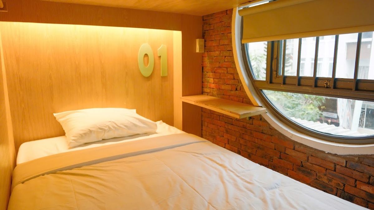 Leaf Sustainable Hostel room interior in An Thuong