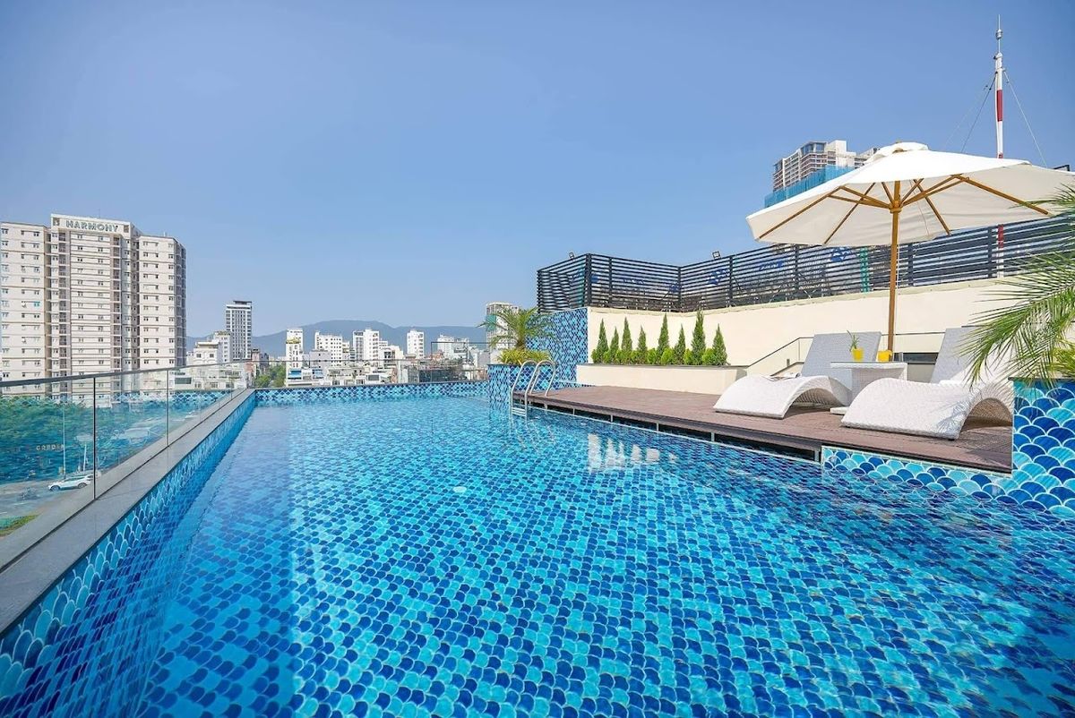 M92 BOUTIQUE DA NANG BEACH HOTEL room interior in Son Tra