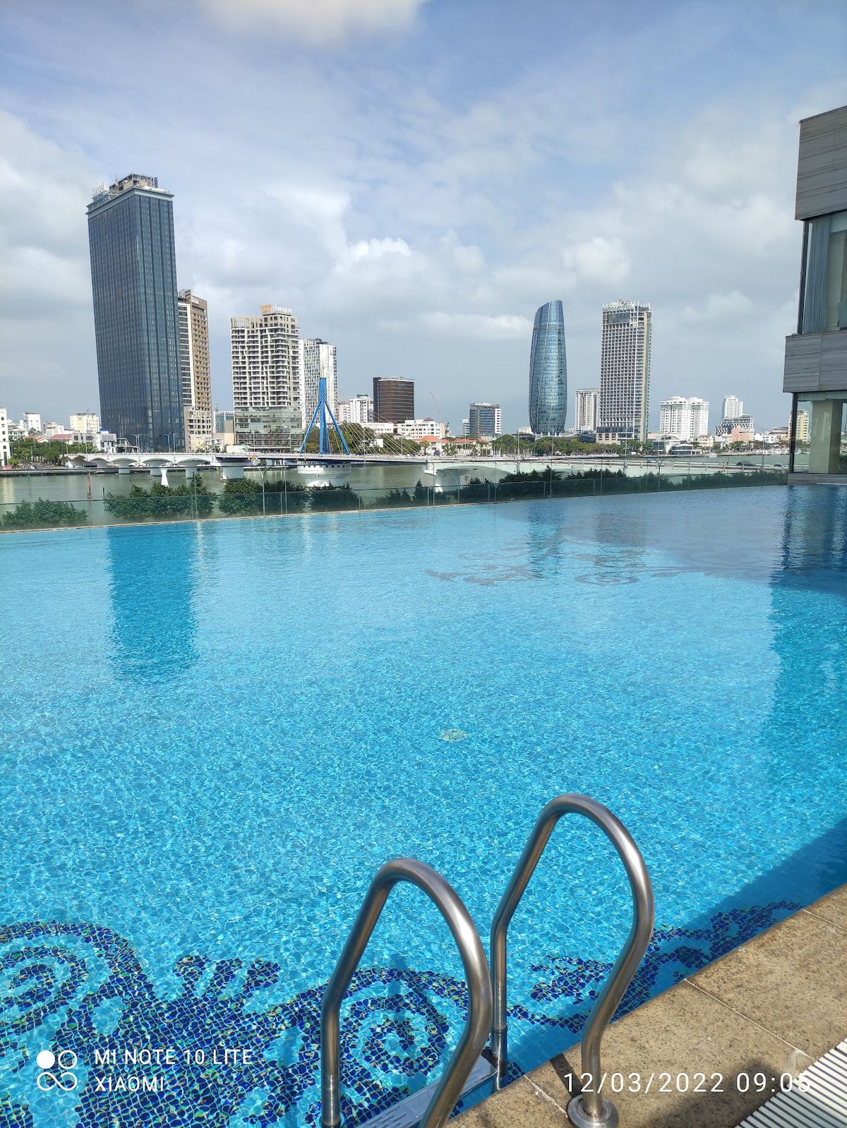 Meliá Vinpearl Danang Riverfront room interior in Da Nang City Centre
