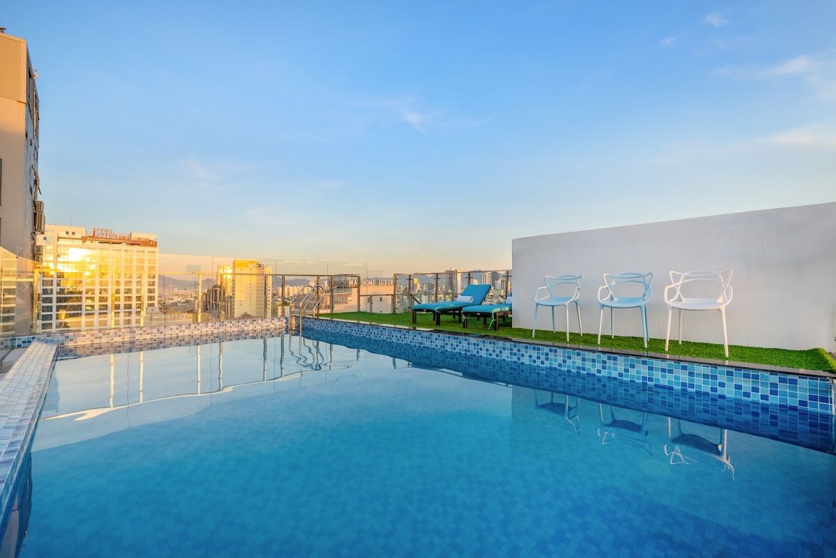 Nami Stay Hotel and Apartment room interior in My Khe Beach