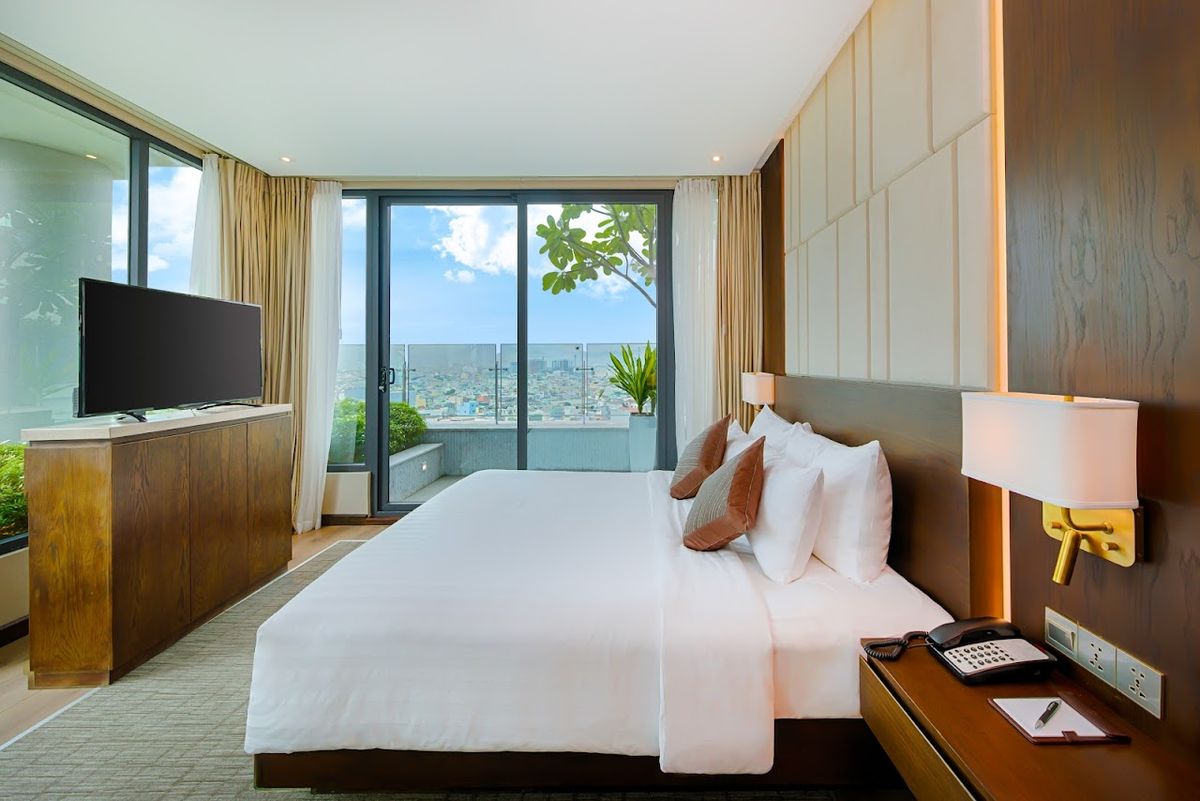 New Orient Hotel Danang pool and grounds in Da Nang City Centre