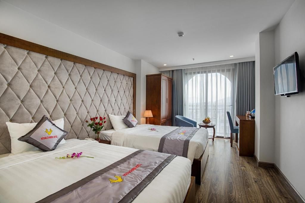 Royal Charm Hotel pool and grounds in An Thuong