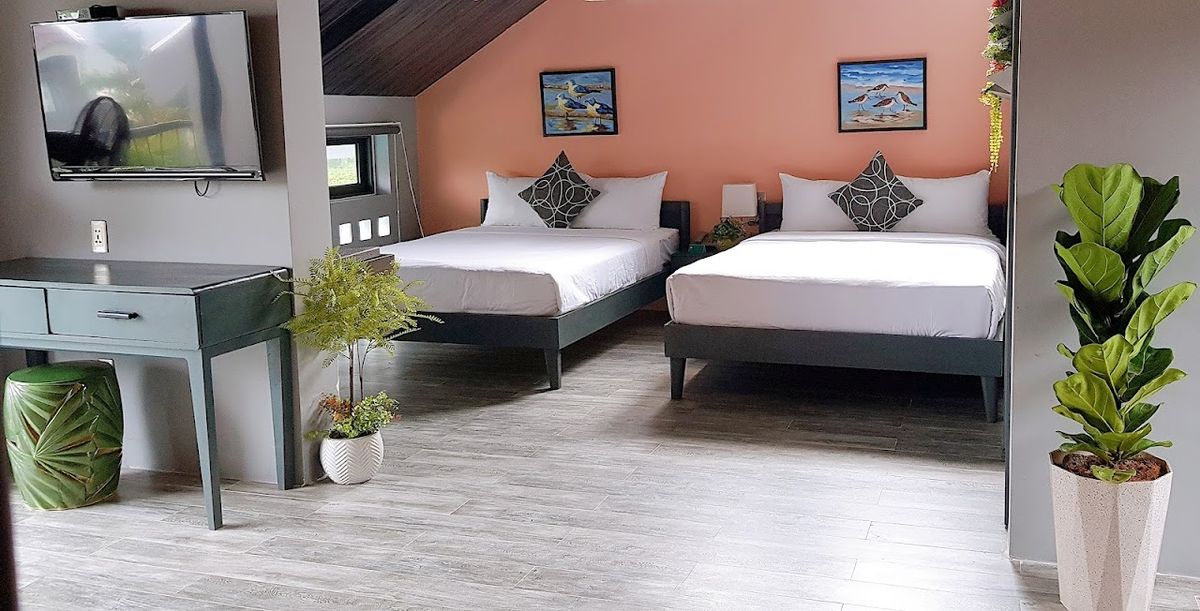 Sea'lavie Boutique Resort & Spa pool and grounds in Cua Dai