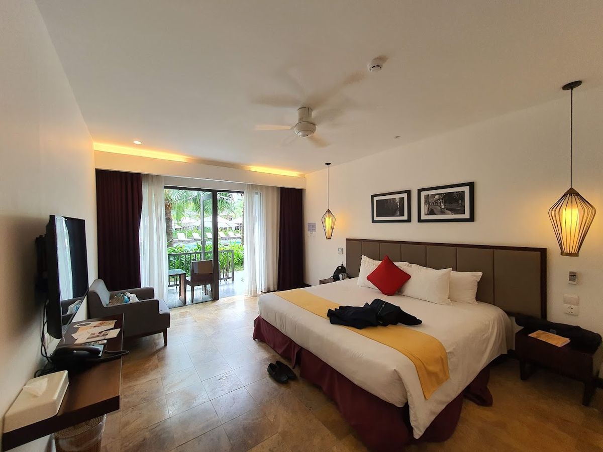 SENVILA Boutique Resort pool and grounds in Hoi An Old Town