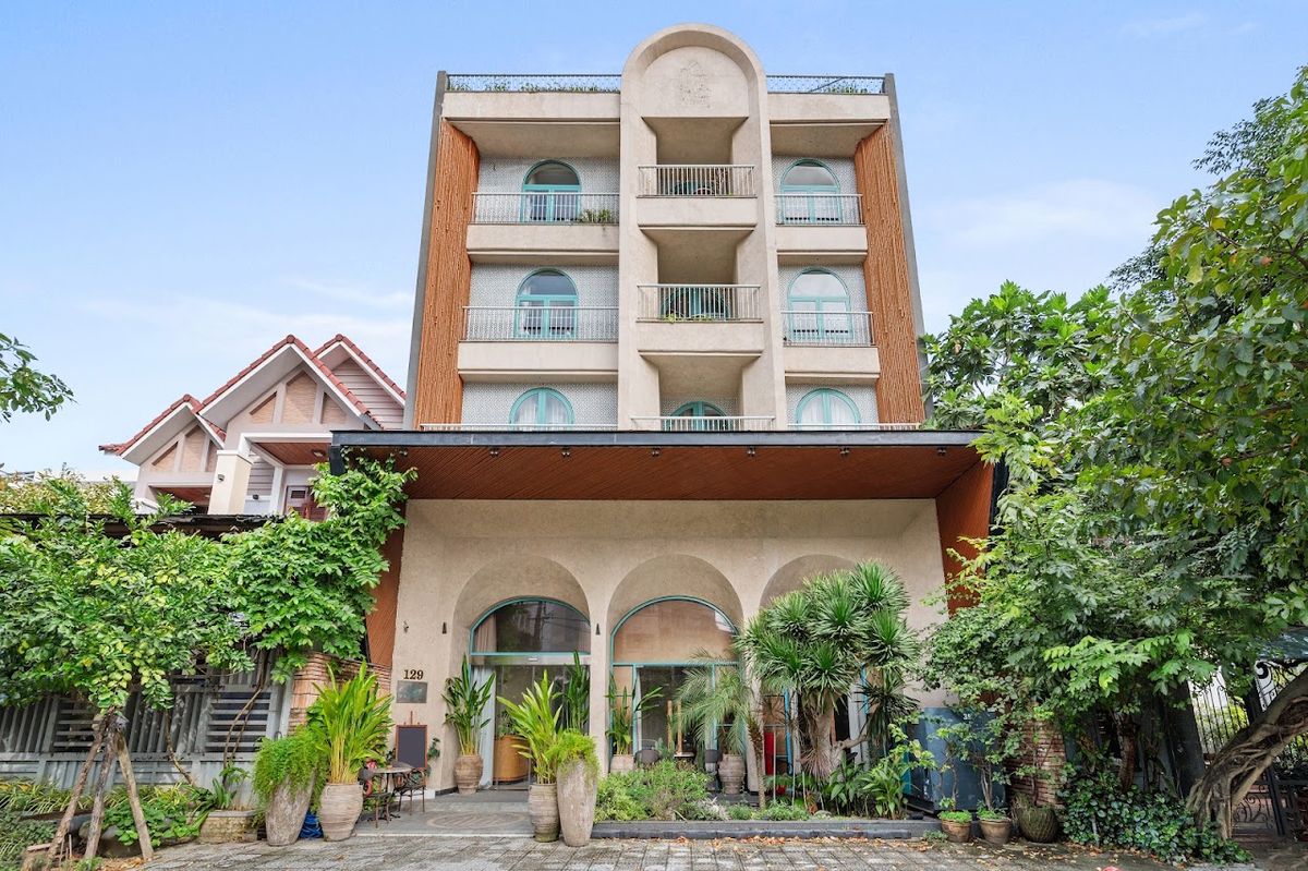 Serenity Retreat & Spa Danang exterior in My Khe Beach