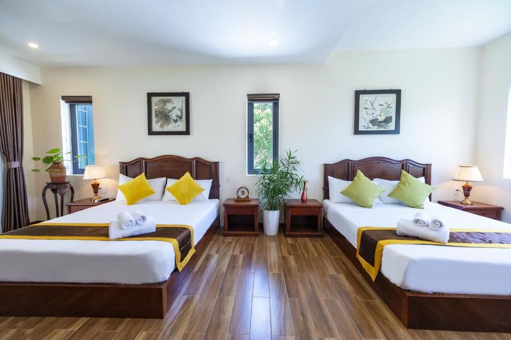 SHALA BOUTIQUE HOIAN pool and grounds in An Bang Beach