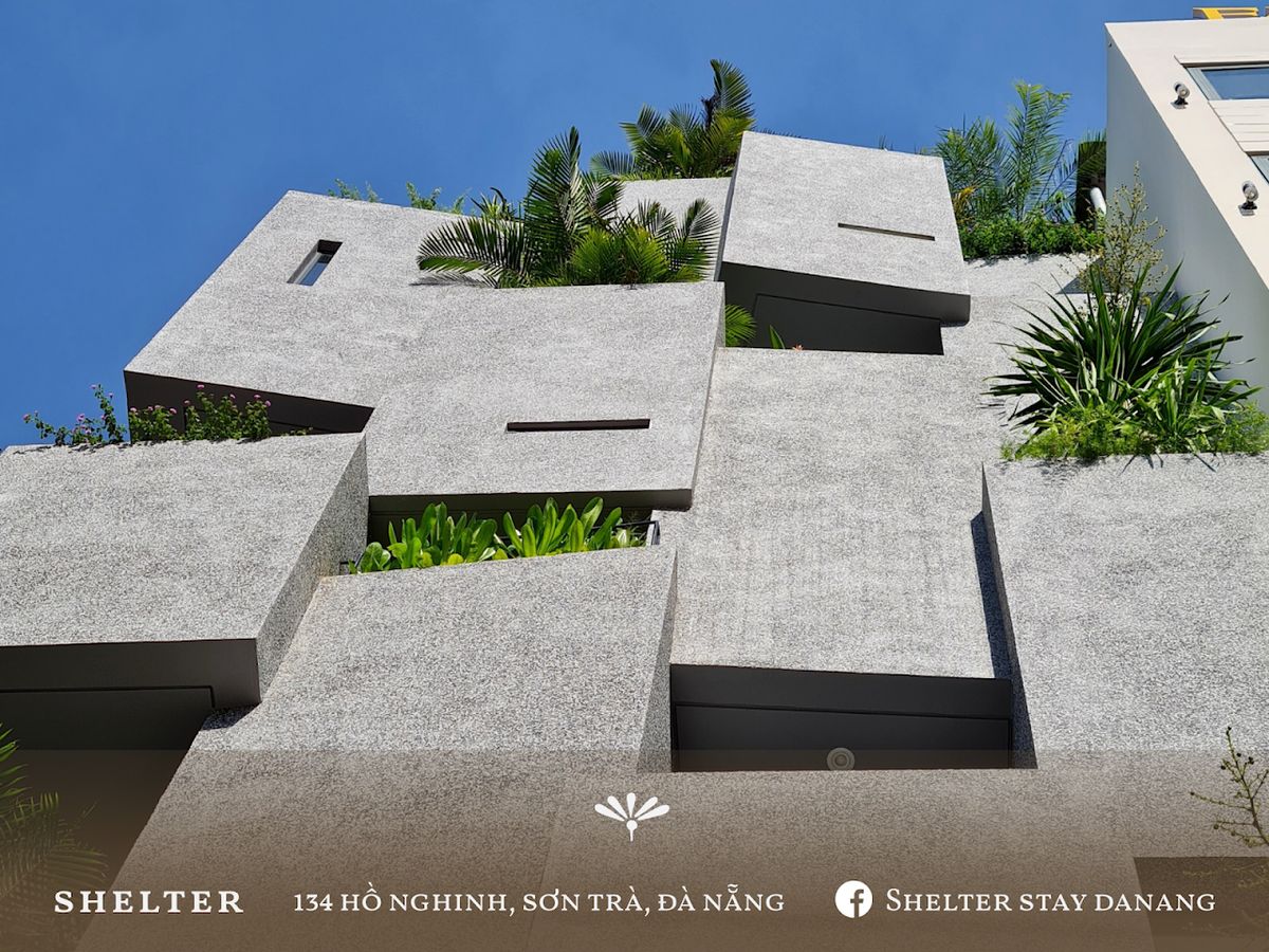 Shelter Stay exterior in My Khe Beach