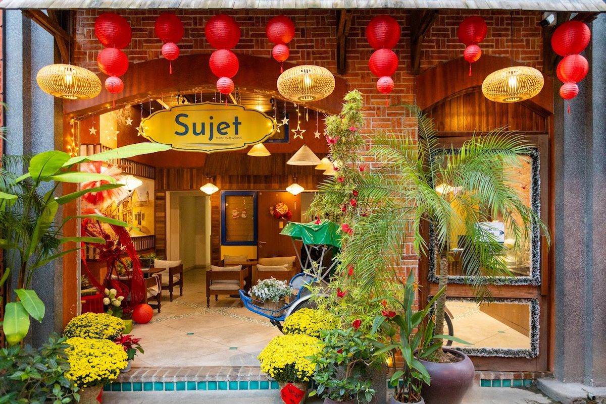 Sujet Hotel Da Nang exterior in My Khe Beach