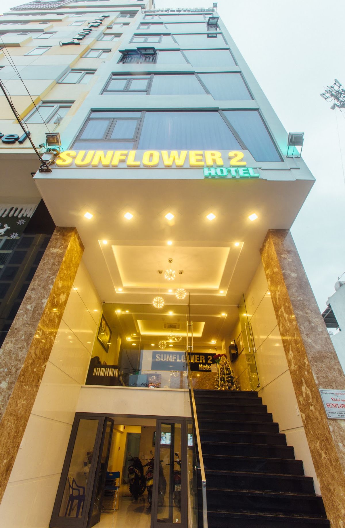 Sunflower Hotel 2 exterior in Non Nuoc