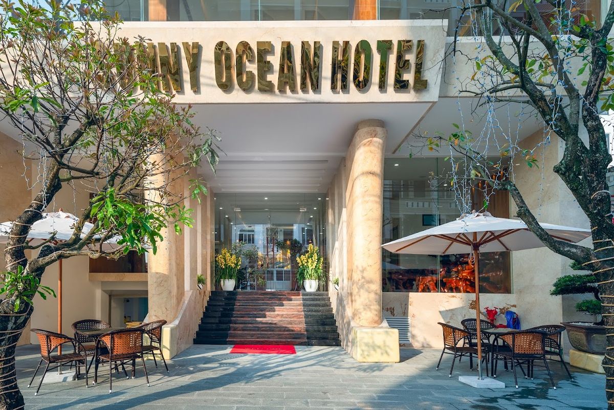 Sunny Ocean Hotel & Spa exterior in My Khe Beach