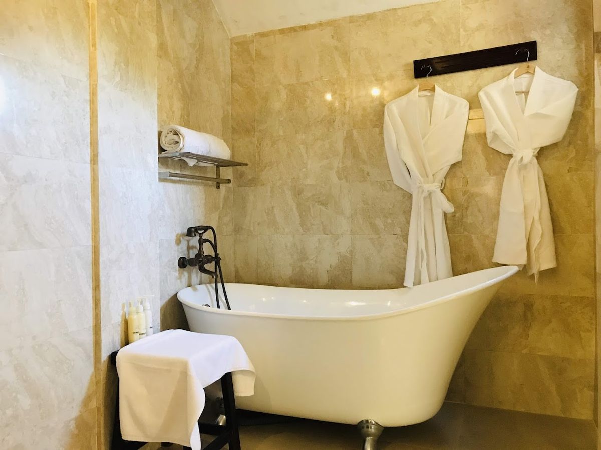 THE BLOSSOM RESORT ISLAND DA NANG - Onsen Included facilities in My Khe Beach